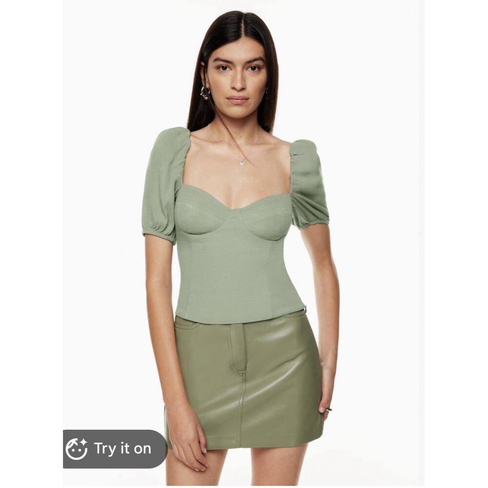 Wilfred Aritzia Novella Top-Size M-Sweetheart Neckline-Sage Green Short Sleeve